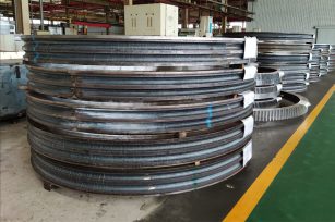 雙排球回轉支承兩溝道相互差的重要性