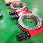 為特種車輛定制的WEA28-2雙蝸桿回轉驅動