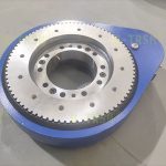 配備大減速比減速機的斜齒回轉驅動方案