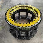 集成鑄造底座的齒輪式回轉驅動