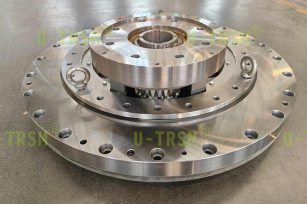 同向安裝的重載型內齒回轉驅動方案