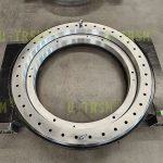 在低溫環境中使用的雙輸入回轉驅動